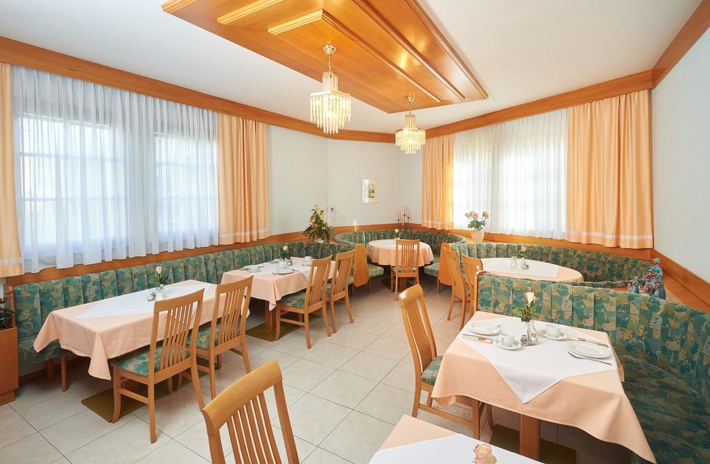 Sprinzl Guest house 3*